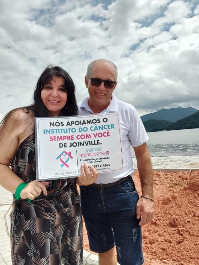 Samuel e Juvelino, viúvos que perderam esposas para o câncer, hoje voluntários do Instituto