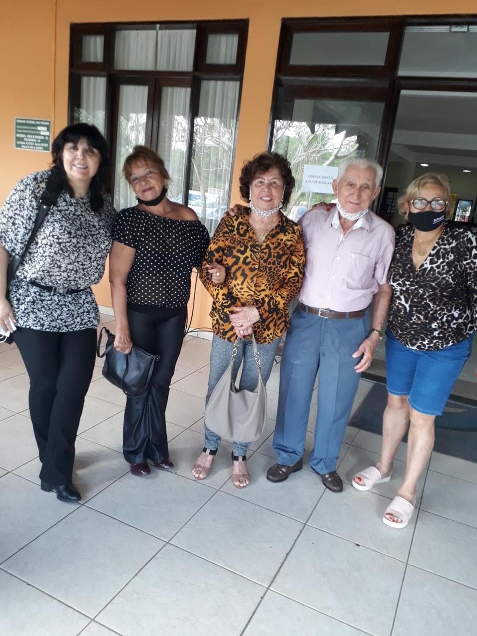 Acompanhamento das pacientes Vânia, Claudia e Gilda pelo Instituto